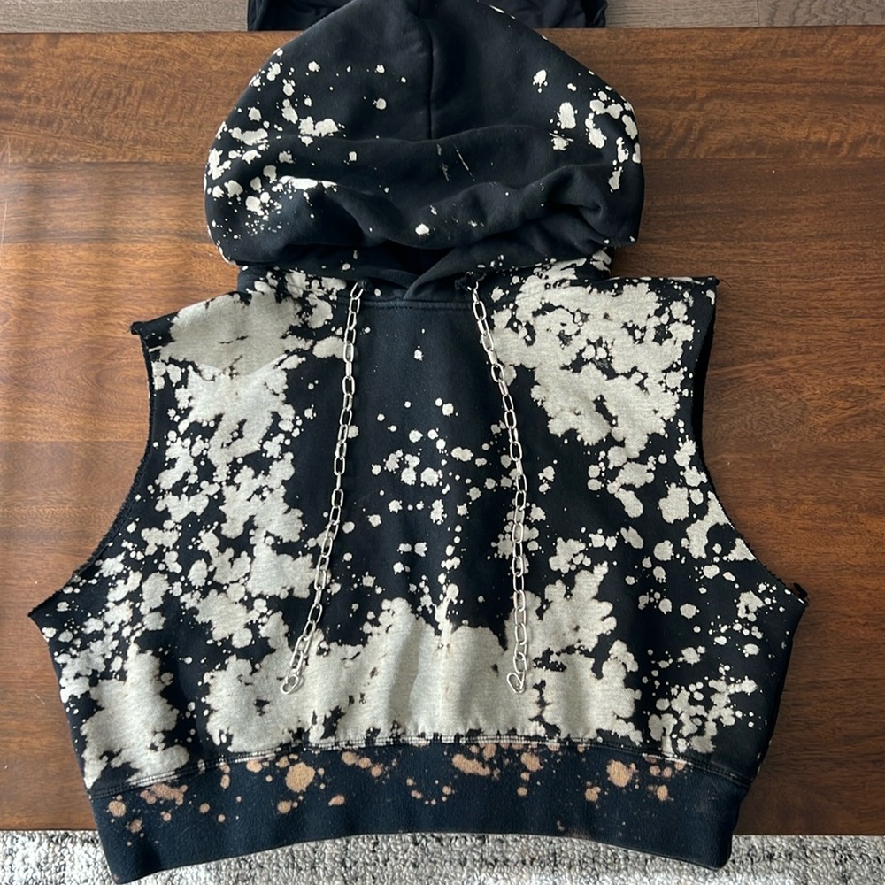 CARMAR Cut Off Hoodie
